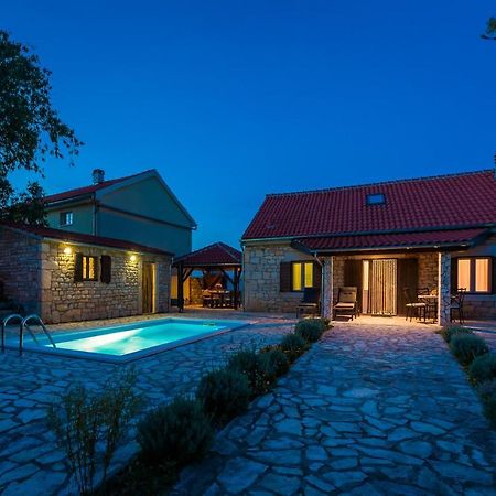 Bogatić Rural House Gluic 빌라 외부 사진