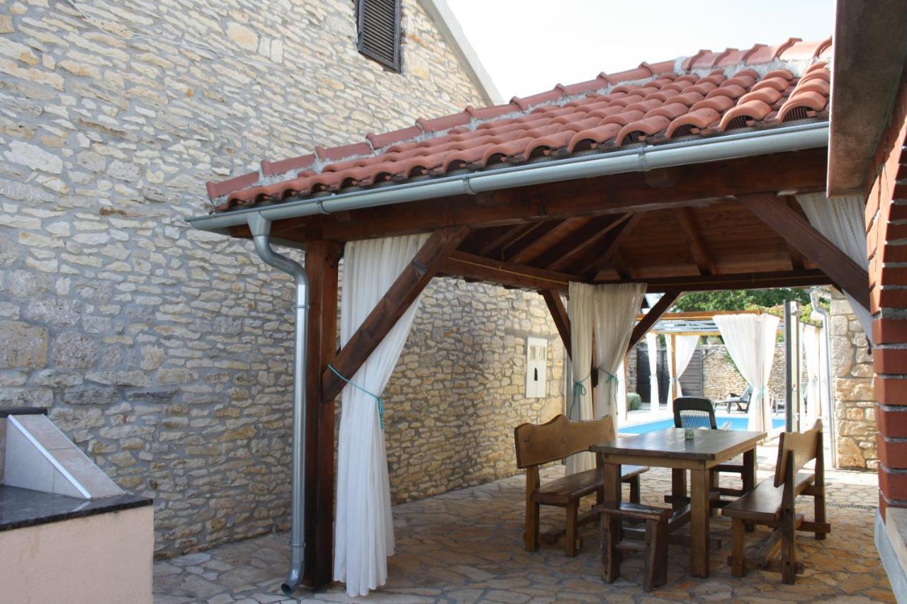 Bogatić Rural House Gluic 빌라 외부 사진