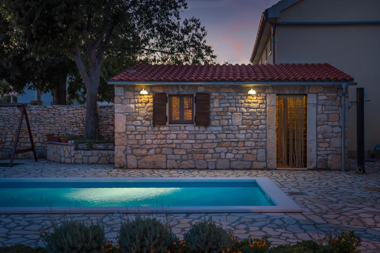 Bogatić Rural House Gluic 빌라 외부 사진